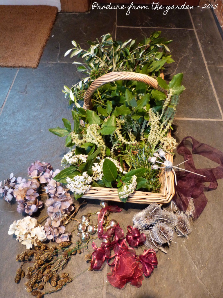 Materials for the wreath